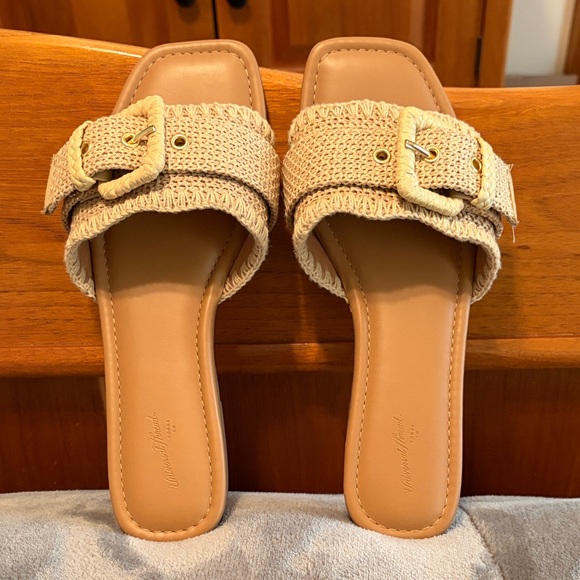 Universal Thread Raffia sandals - Picture 5 of 7